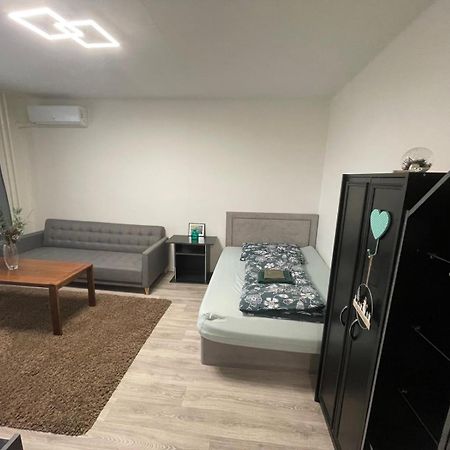 Apartman Sabo Komenskeho โกชิเซ ภายนอก รูปภาพ